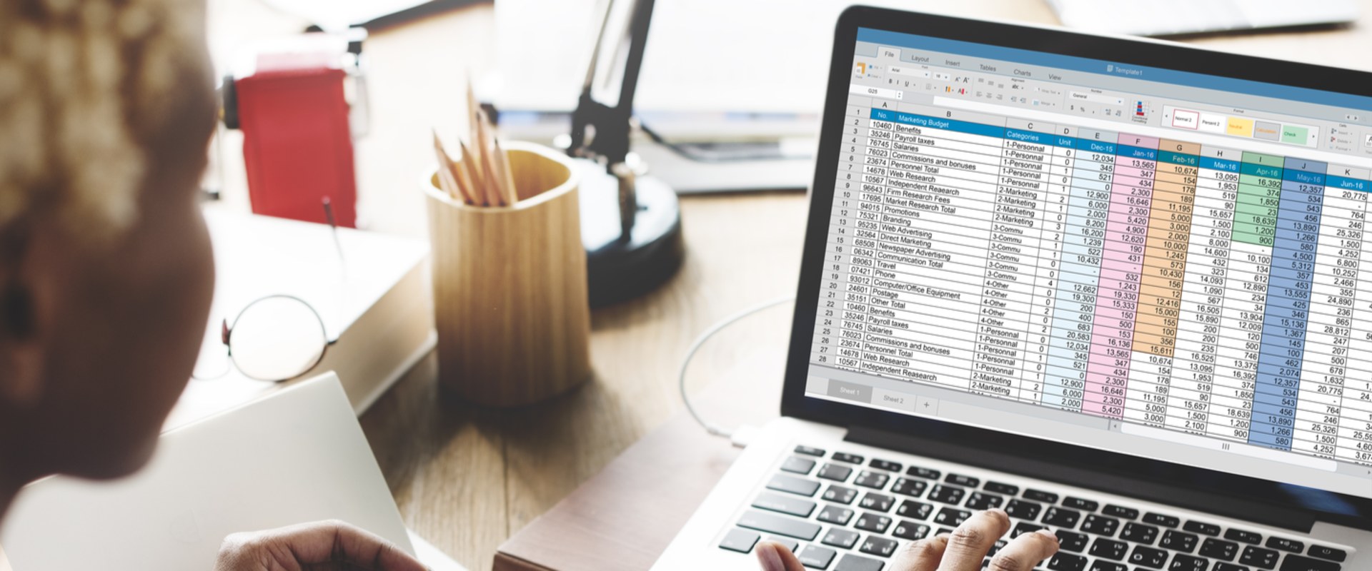 Why Mixing Personal And Business Finances Can Wreck Your Accounting (And How To Fix It)